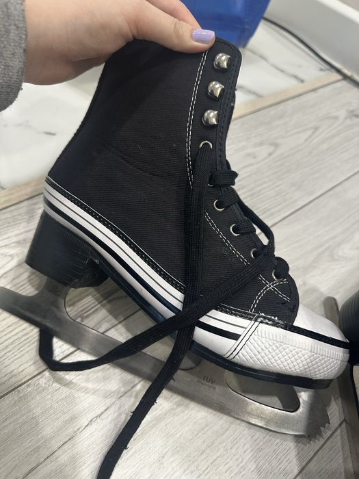 Коньки в отличном состоянии