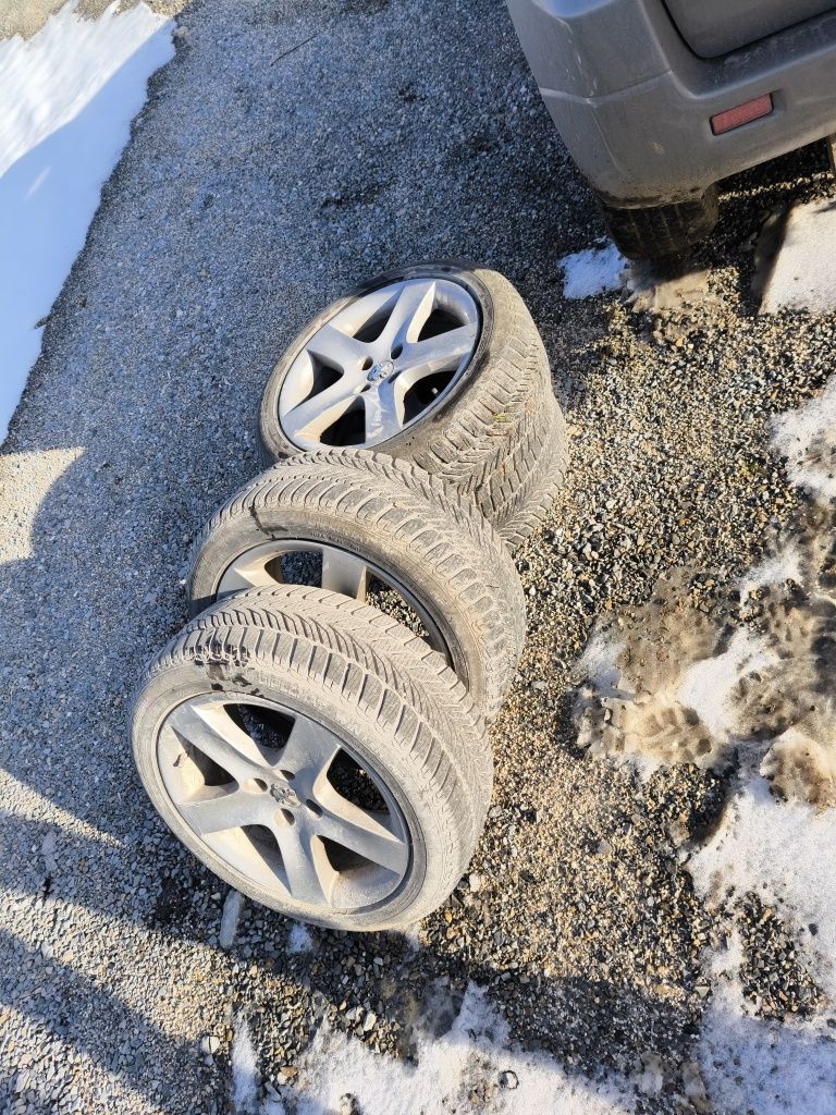 Джанти с гуми Пежо 308 зимни гр. Варна Автогара • OLX.bg