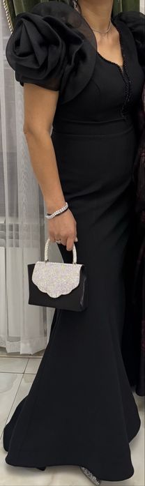 Вечернее платье .