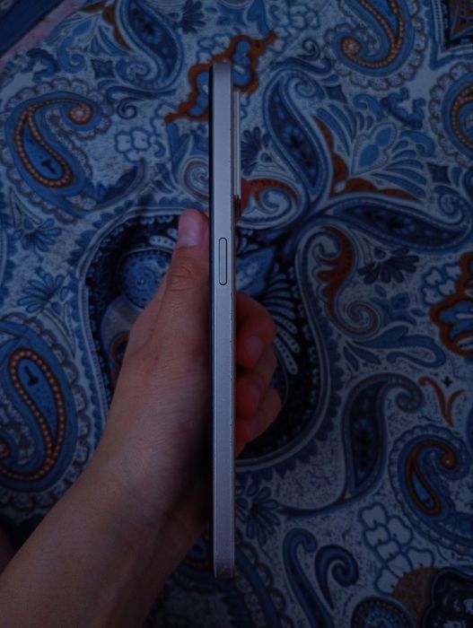 Oppo Reno 7,  128гб
