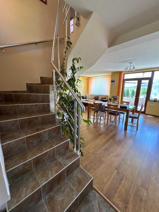 Продава се Къща в с. Драгижево, Област Велико Търново - 440 кв.м за 719 €/кв.м - Снимка #4