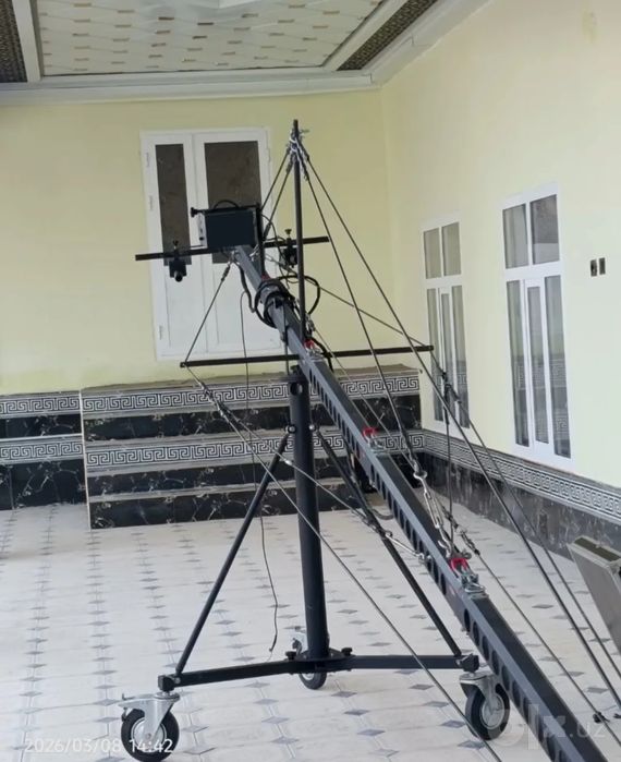 Vidyo kran zavatskoy 12 merirlik ishlashi zo'r pul zarur uchun sotayap