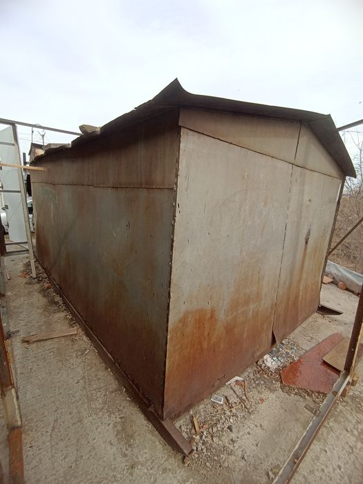 Продам гараж металлический