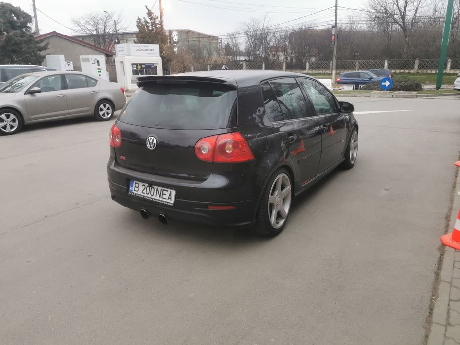 Volkswagen Golf 5 GTI