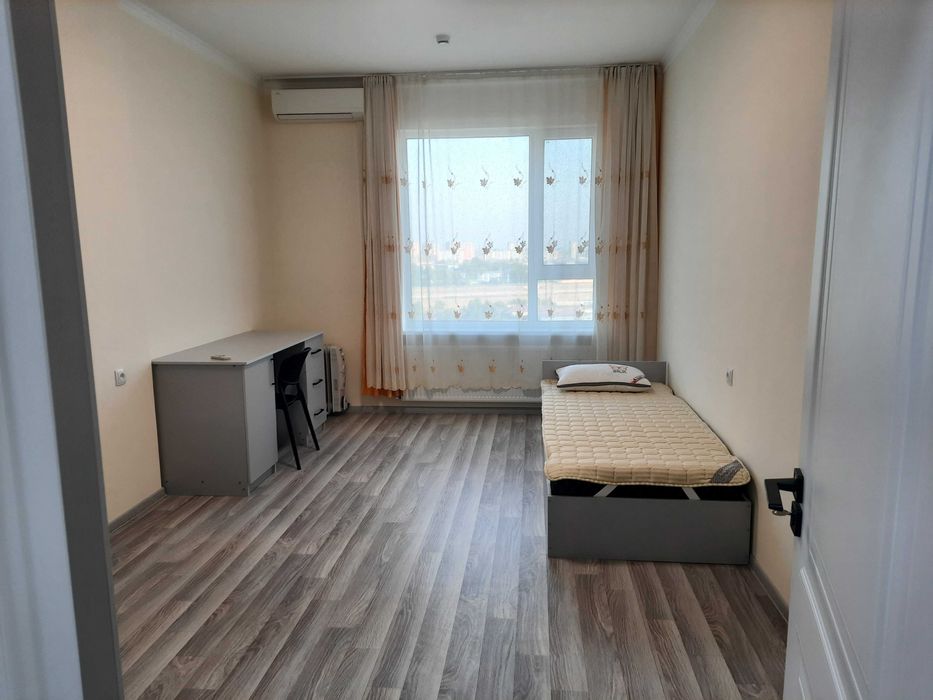 NRG ZAMON-1 своя 3 ком. кв. с ремонтом, мебелью и техникой.