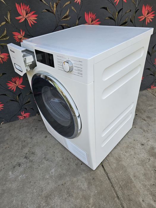 Uscator de rufe Miele T1