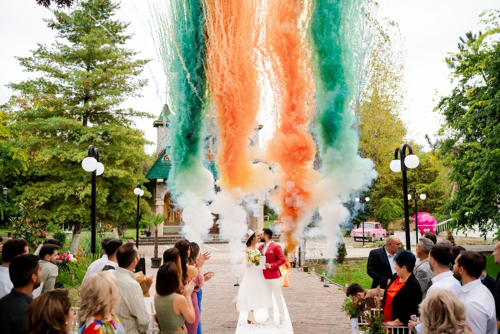 FUM GREU By SEZ CRAIOVA Cabine Foto Artificii Schela Lumini Litere