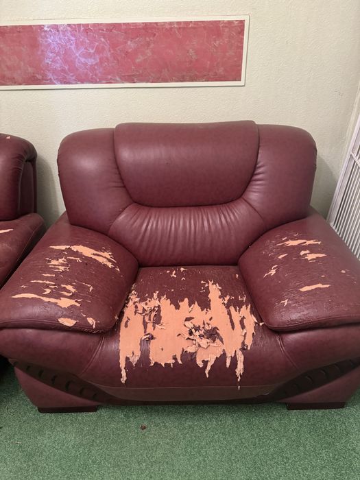 Диван и кресло самовывоз