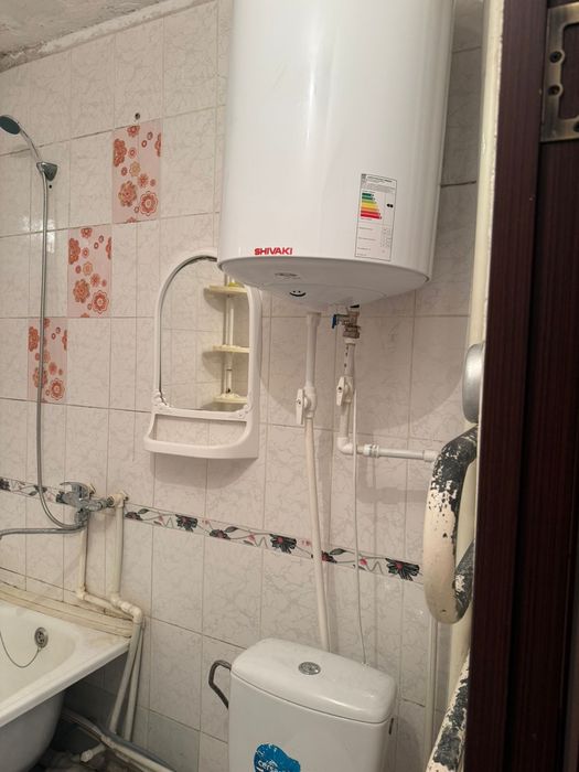 Продам 2-ком квартиру 12мкр. Дом 39