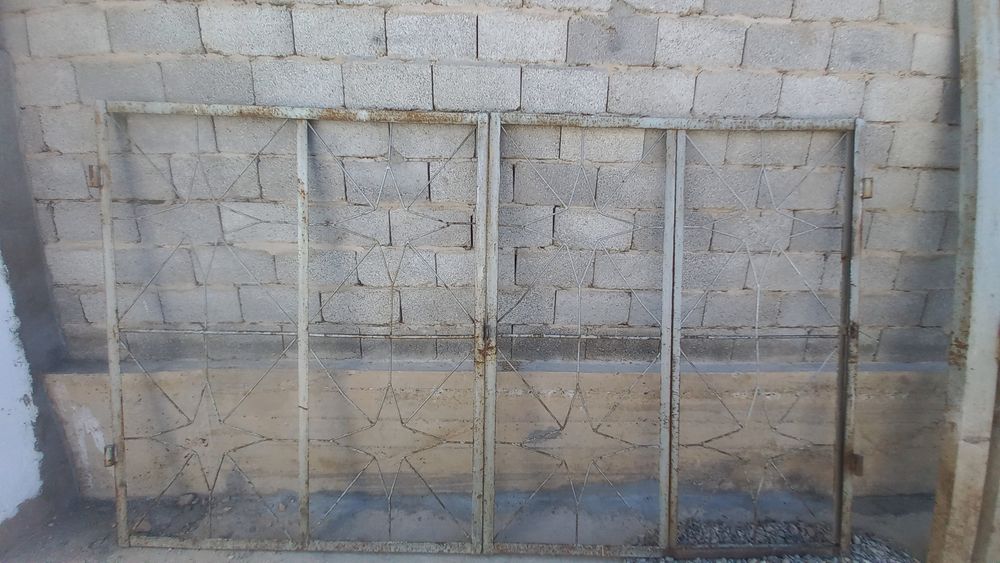 Б/у ворота сатылады.