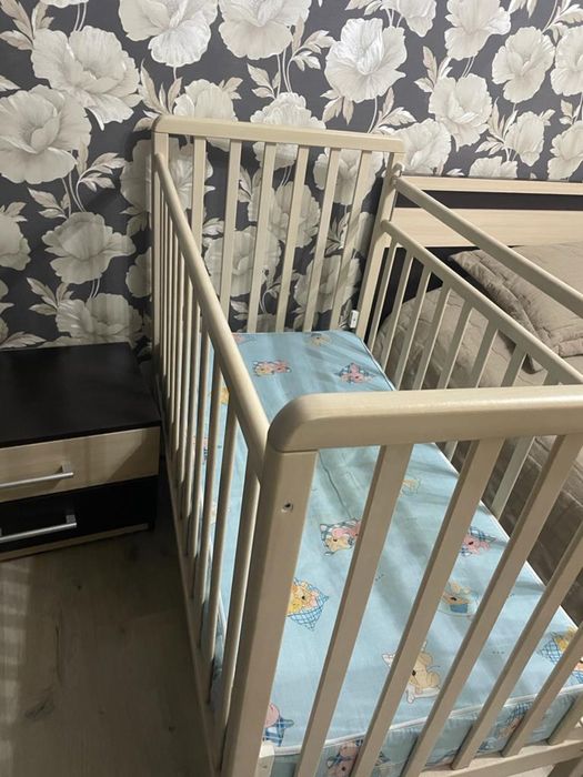 Детская кроватка