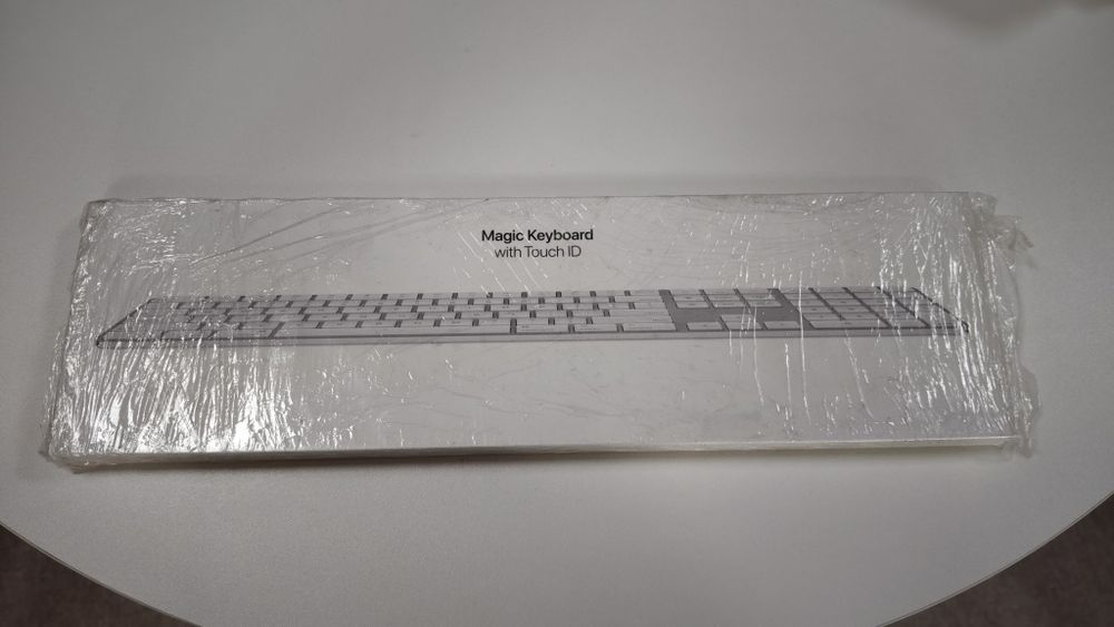 Thunderobot Revolution, Magic keyboard Touch Id