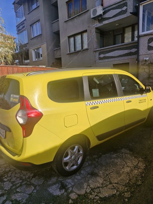 Dacia lodgy 6+1   1.5  дизел   90 к.с  2013 g