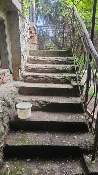 Недвижим имот - къща в село Дъбравите, обл.Пазарджик, община Белово