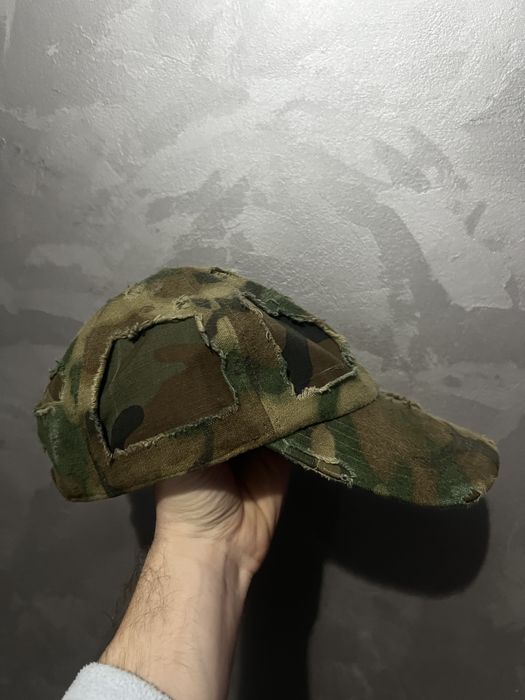 Sapca Givenchy Camo Distressed