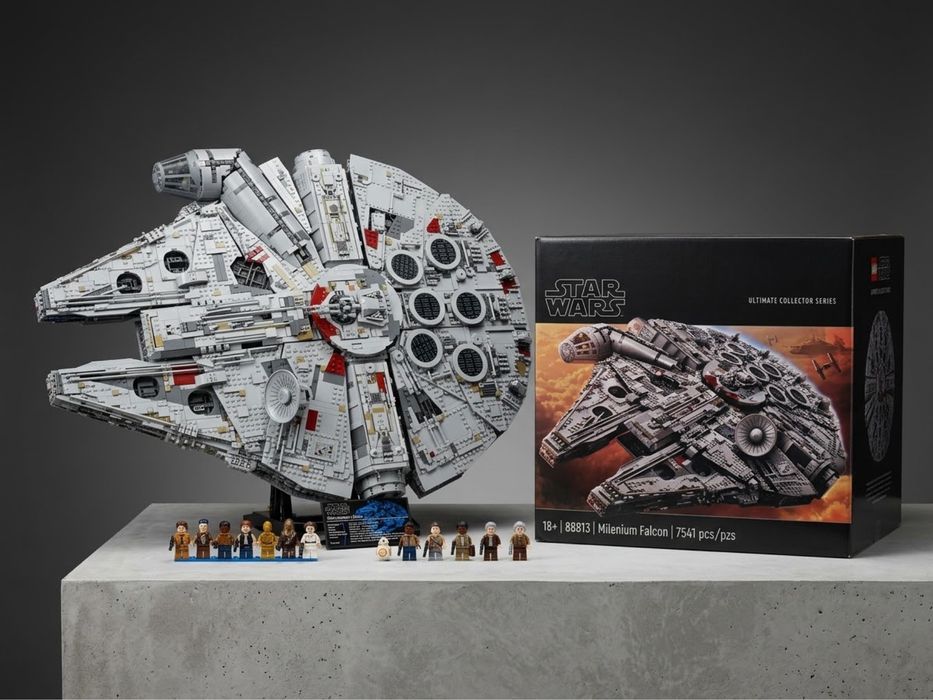 LEGO Star Wars 75192 — Millennium Falcon UCS( КОПИЯ)