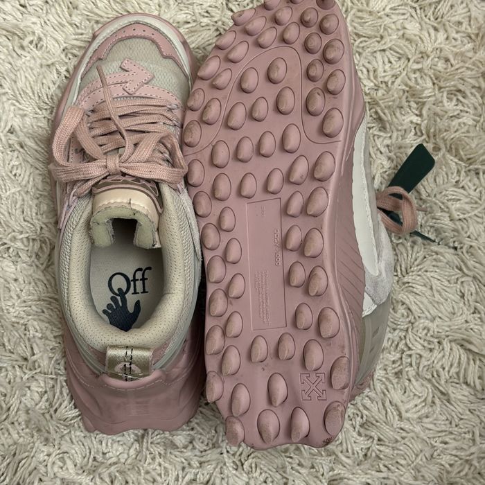 Adidasi off white 39