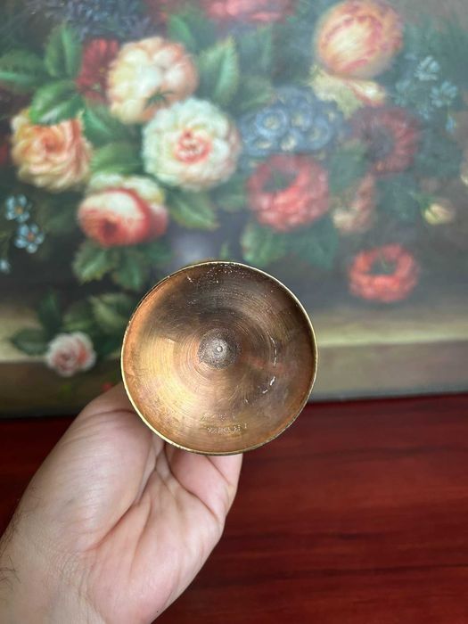 A329 620g, 20cm H, vaza alama