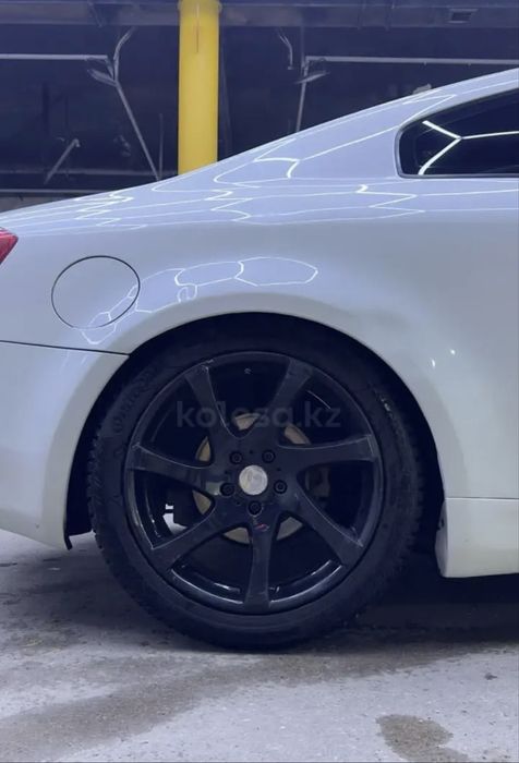 Продам/обмен  infinity g35 296 л.с сел и поехал