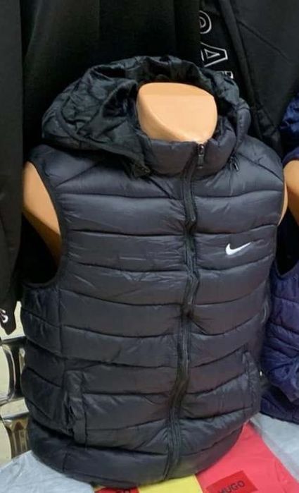 Vesta Barbati Nike diverse mărimi XL/L/M/2XL