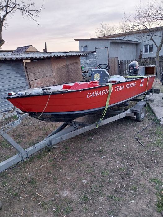 Vând barca Canadian Ital Marine