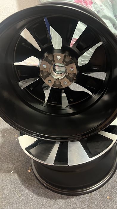 Диски r17 5x114.3