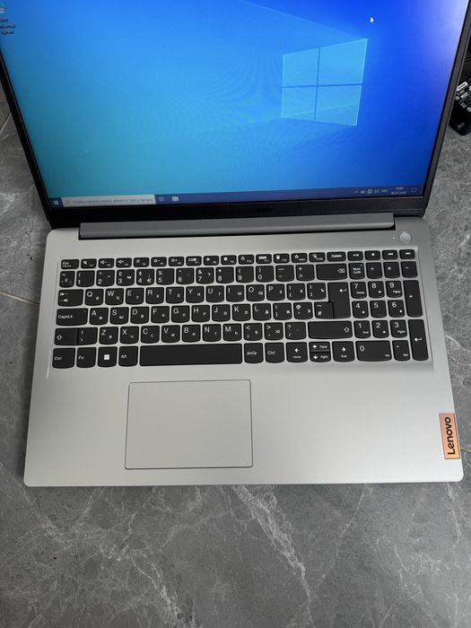 Офисный Ноутбук Lenovo 4ram/256ssd