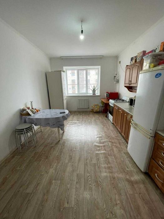 Продам 2-х квартиру Алтын орда.