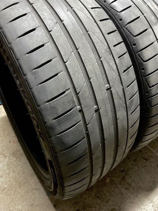 Летни гуми 245 / 40 R18