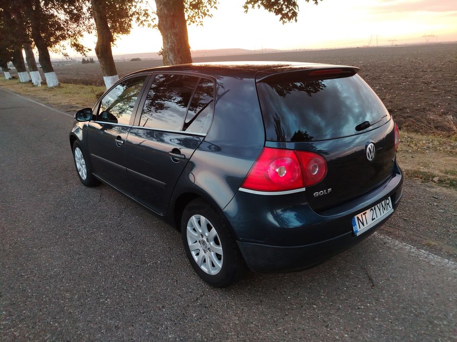 Volkswagen Golf V 1.9 TDI
