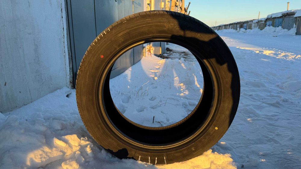 Продам комплект летних шин R18