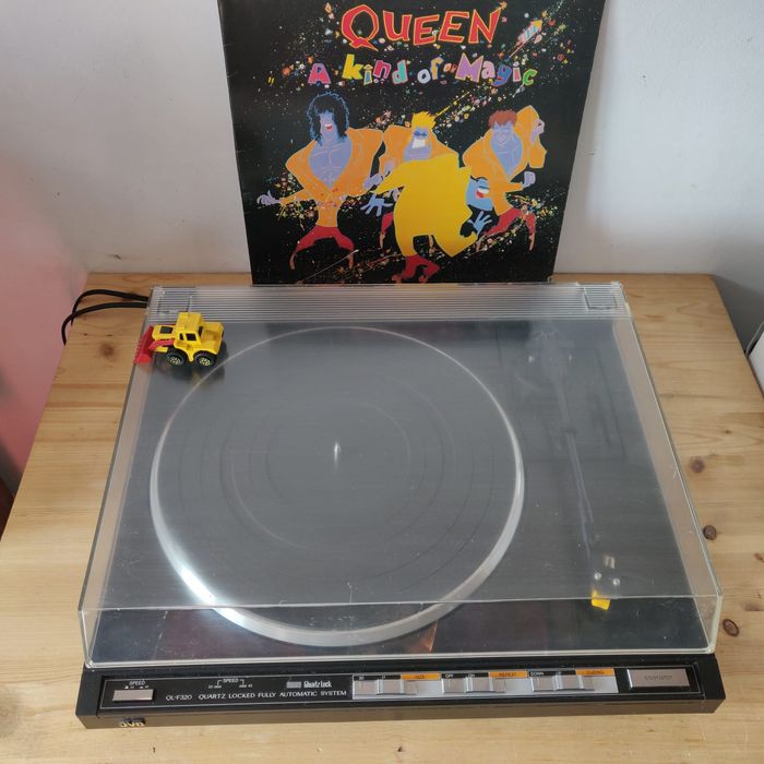 Pick up / picap/ JVC QL-F320-full automatic-
