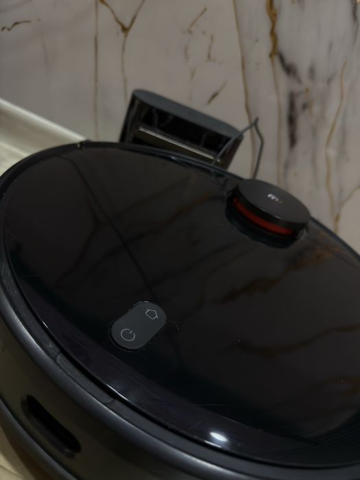 Продам робот пылесос