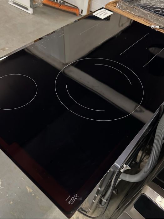 !! PROMOTIE!! Plită cu inducție Bosch PXE831HC1E (Serie 6)