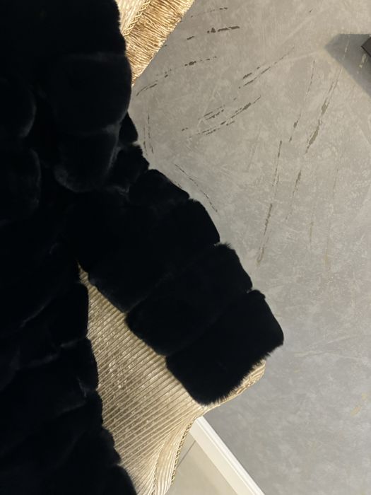 Haina blana sinsila neagra