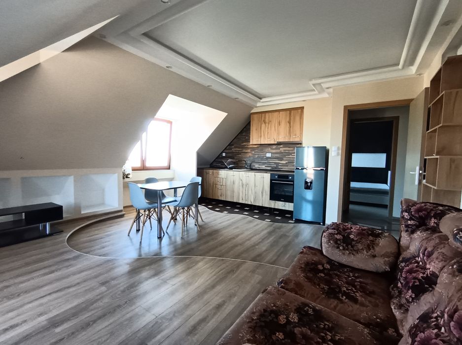 Продава се Двустаен апартамент в Свищов - 55 кв.м за 964 €/кв.м - Снимка #8