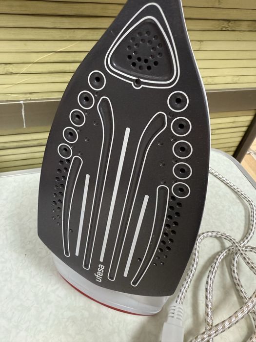 Парна ютия Ufesa Steam Tech 2800