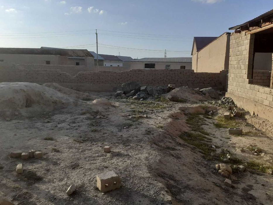 Фарход совхоз уй қурилиши тугалланмаган