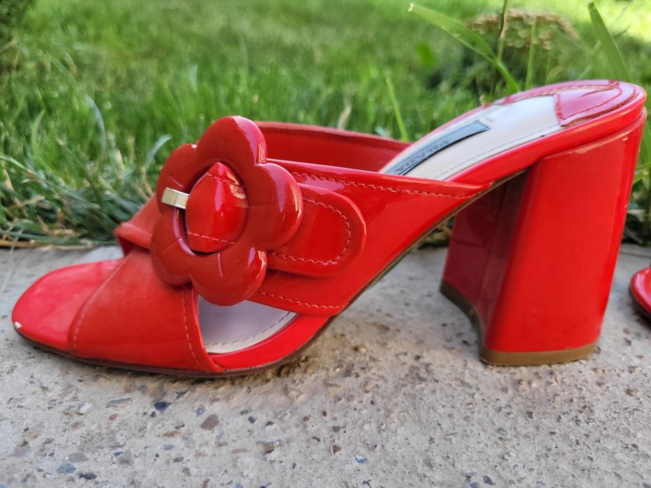 Продам босонежки Prada (Италия) размер 36