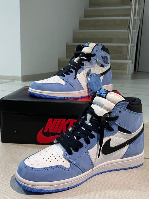 Nike Jordan 1 University blue (DM for size)