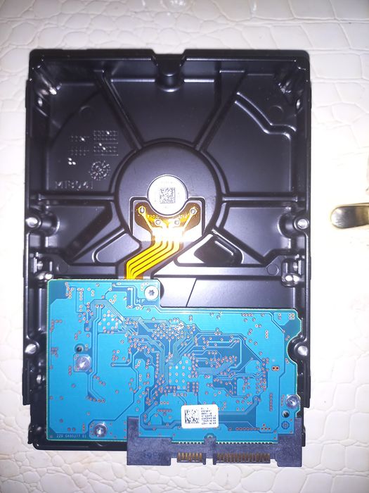 Продаётся жёсткий диск