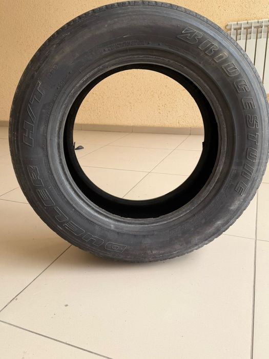 Летние шины б/у продам 4шт