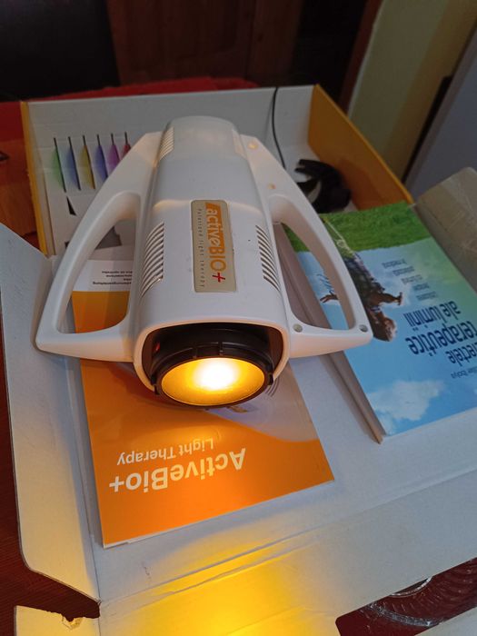 Lampa tip Bioptron lumina polarizata