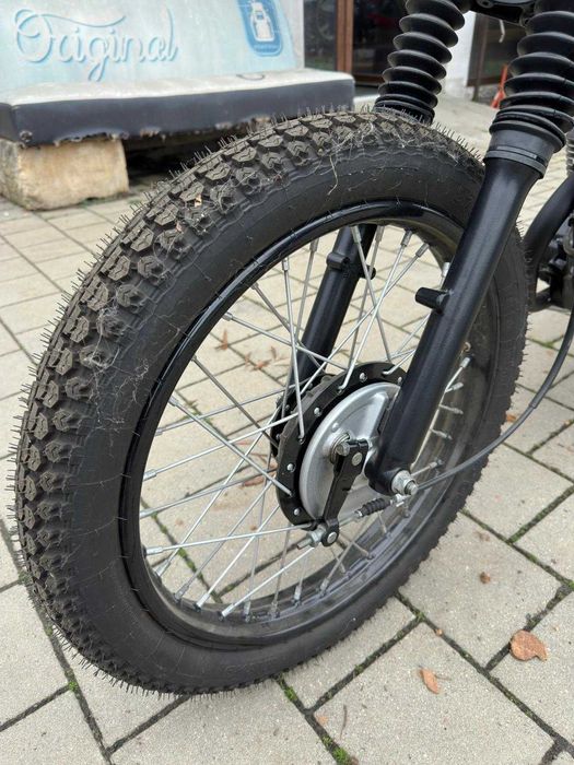 Motocicleta Honda CG 125 Custom Unicat / Cafe racer / Brat Style