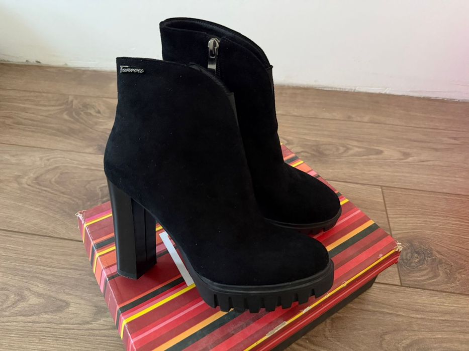 Продам осенние сапоги