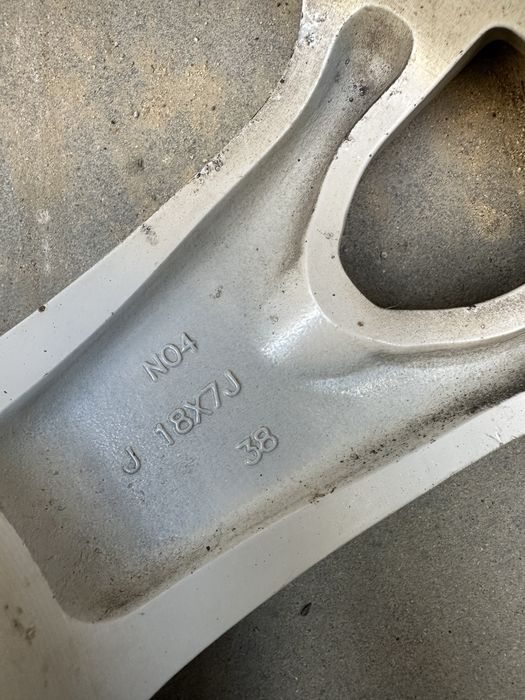 Диски на Митсубиси Оутлендер r18