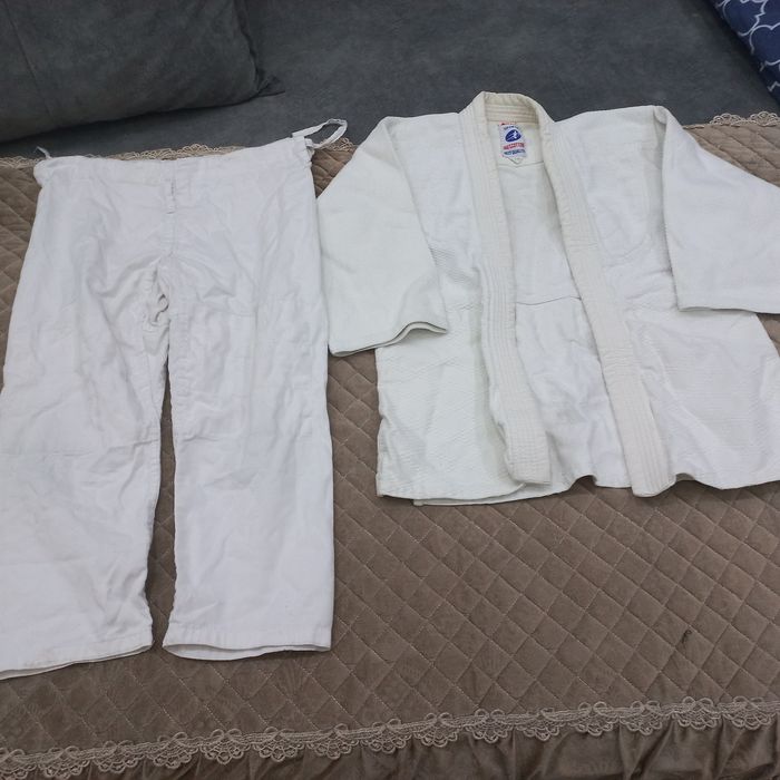 Продам киманно в отличном состояний