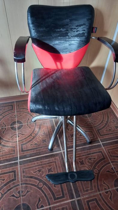 Стул для маникюра