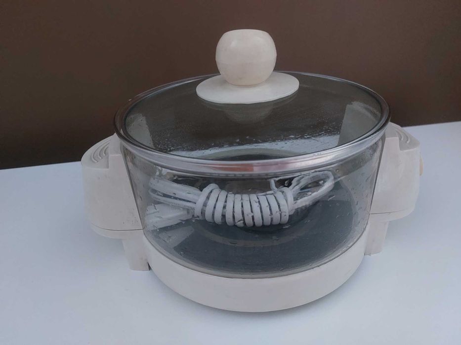 Продам кастрюлю электрическую