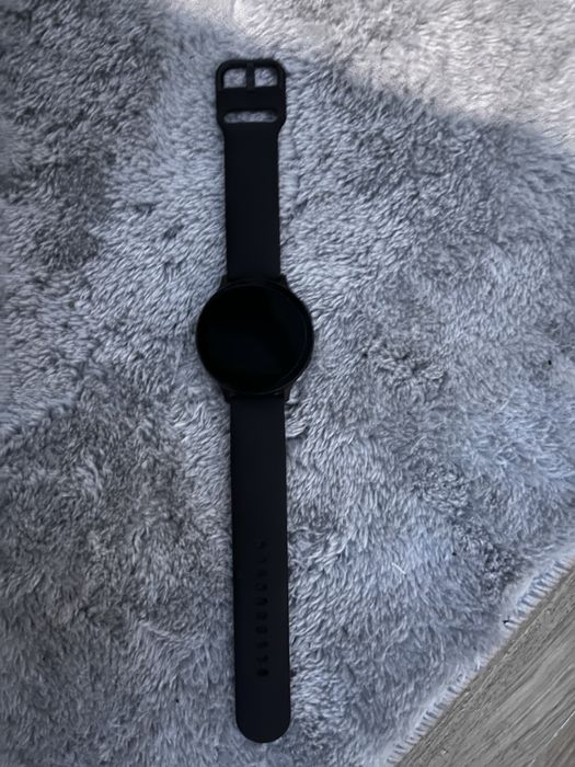 Smart watch , nu se deschide are display ul deconectat